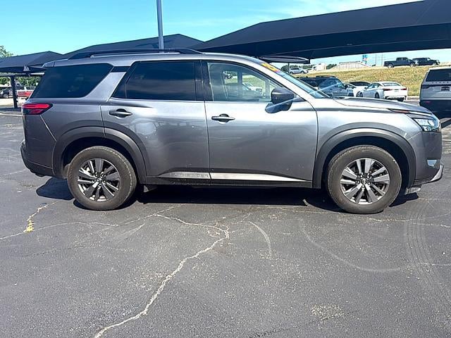 2025 Nissan Pathfinder SV 2WD