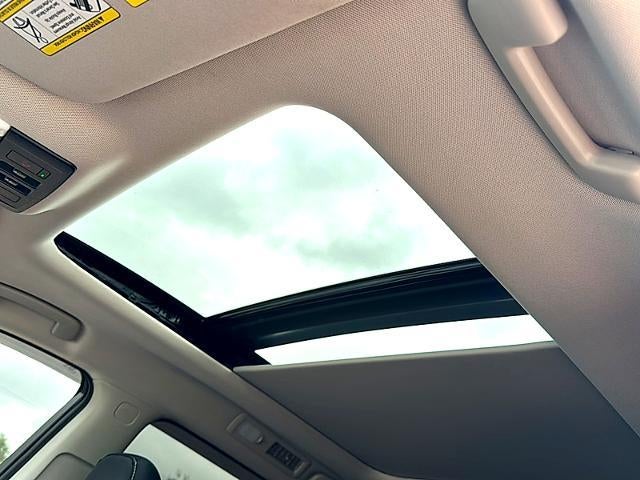 2022 Nissan Pathfinder SV 2WD