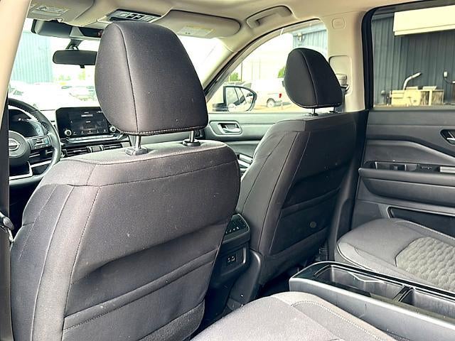 2022 Nissan Pathfinder SV 2WD