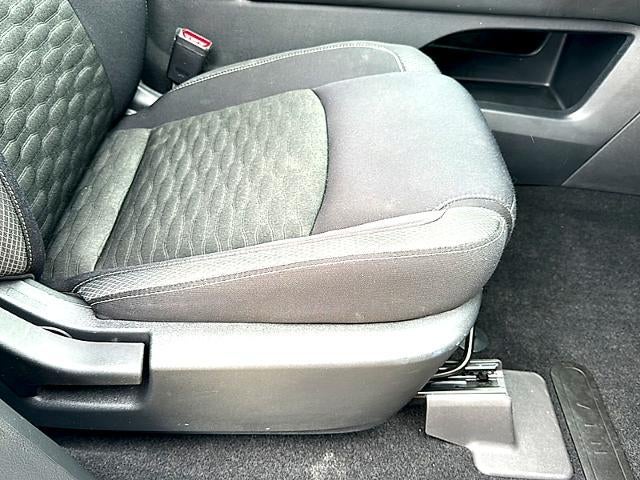 2022 Nissan Pathfinder SV 2WD