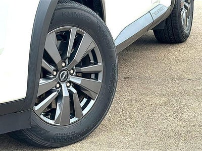 2022 Nissan Pathfinder SV 2WD