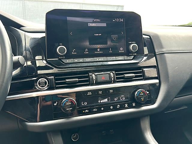 2022 Nissan Pathfinder SV 2WD