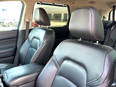 2023 Nissan Pathfinder SL 4WD