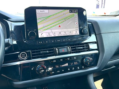 2023 Nissan Pathfinder SL 4WD