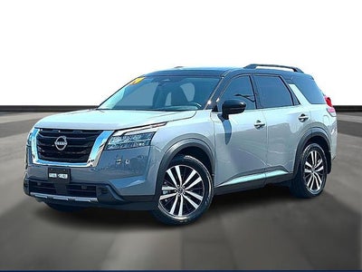 2024 Nissan Pathfinder Platinum 2WD