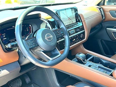 2024 Nissan Pathfinder Platinum 2WD