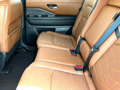 2024 Nissan Pathfinder Platinum 2WD