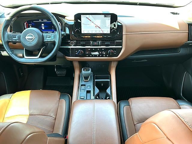 2024 Nissan Pathfinder Platinum 2WD