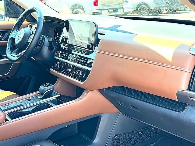 2024 Nissan Pathfinder Platinum 2WD