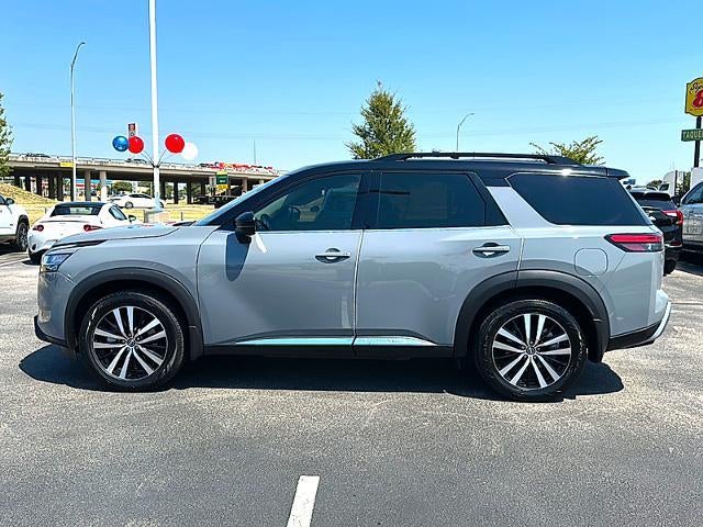 2024 Nissan Pathfinder Platinum 2WD