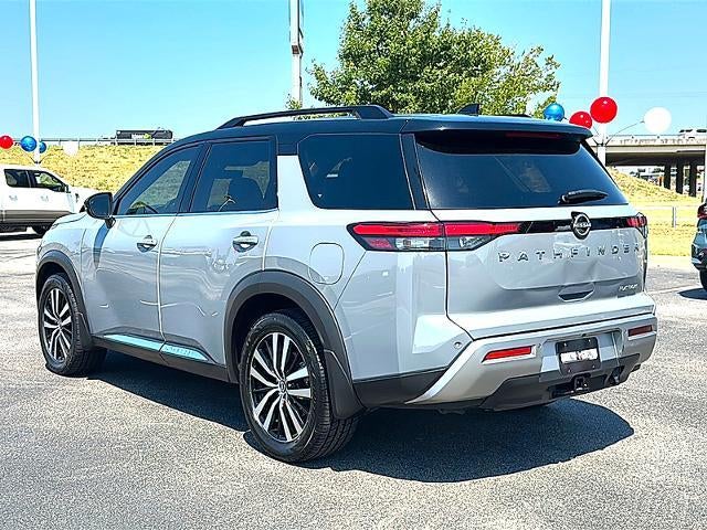 2024 Nissan Pathfinder Platinum 2WD