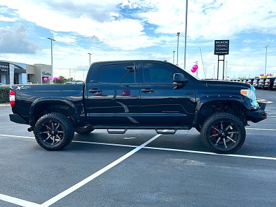2017 Toyota Tundra SR5 5.7L V8
