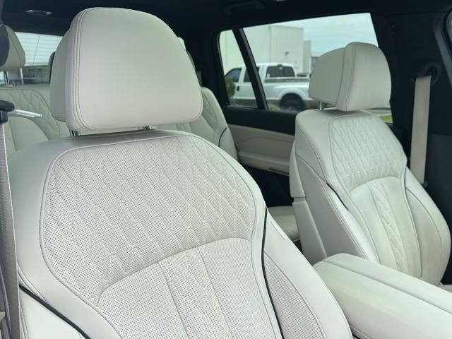 2024 BMW X7 M60i Sports Activity Vehicle