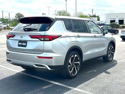 2023 Mitsubishi Outlander SE FWD