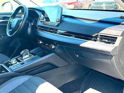 2024 Mitsubishi Outlander SE FWD