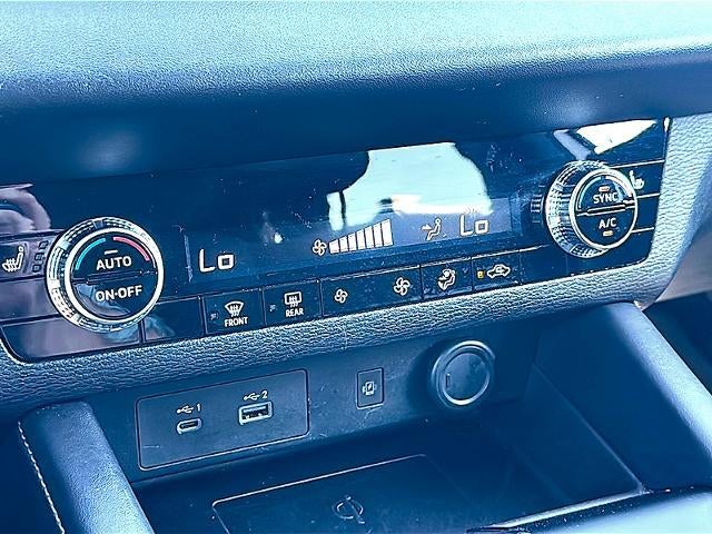 2024 Mitsubishi Outlander SE FWD