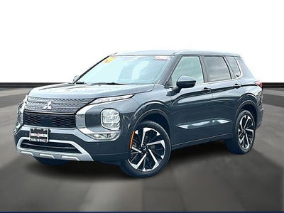 2024 Mitsubishi Outlander SE FWD