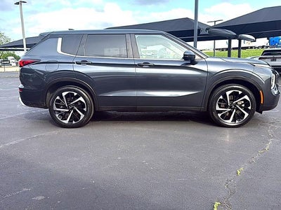 2024 Mitsubishi Outlander SE FWD