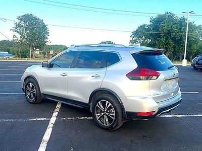 2020 Nissan Rogue FWD SV