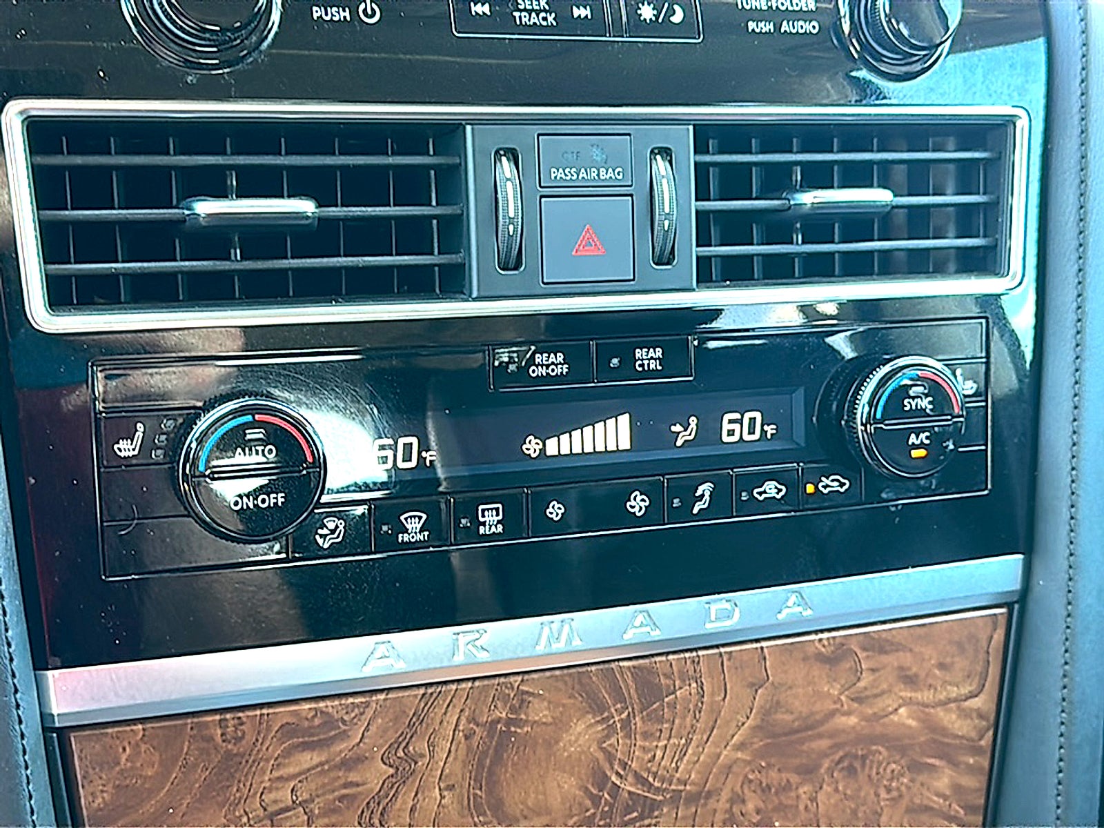 2023 Nissan Armada SL 2WD