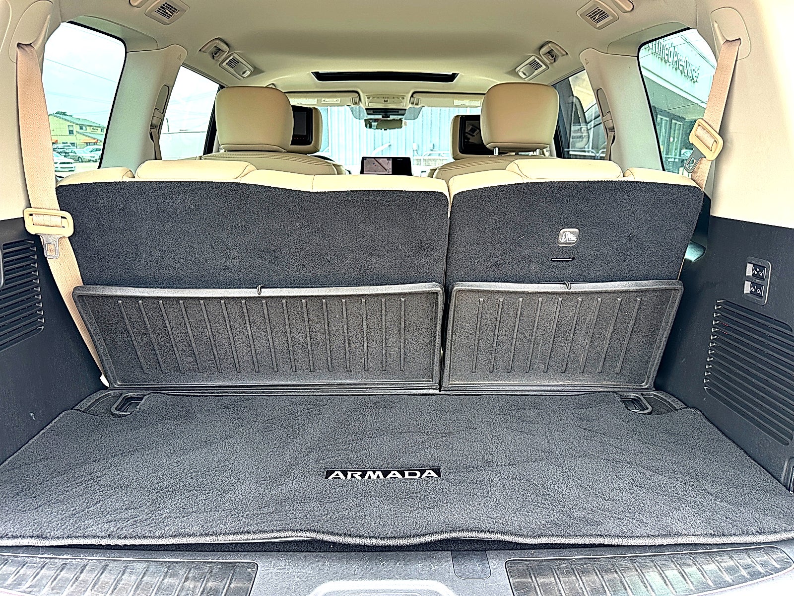 2023 Nissan Armada Platinum 2WD