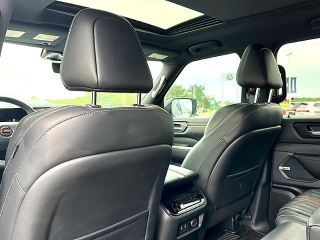 2025 Nissan Armada 4x4 PRO-4X