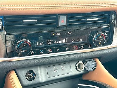 2025 Nissan Rogue FWD Platinum