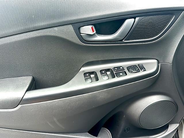 2023 Hyundai KONA SEL Auto FWD