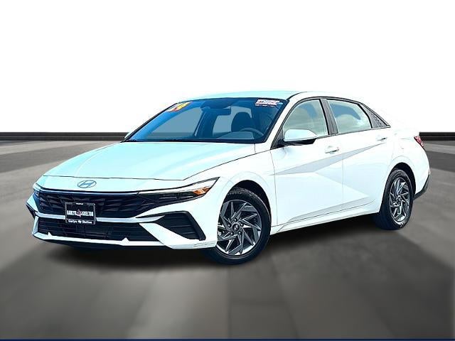 2024 Hyundai ELANTRA SEL IVT