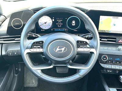2025 Hyundai ELANTRA SEL Convenience IVT