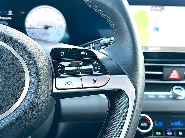 2025 Hyundai ELANTRA SEL Convenience IVT