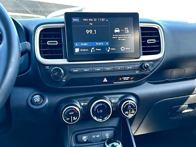 2025 Hyundai VENUE SEL IVT