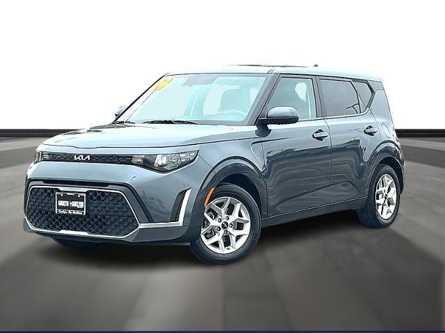 2024 Kia Soul LX IVT