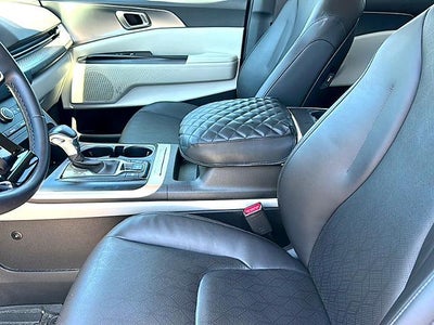 2024 Kia Carnival LX FWD w/Seat Pkg