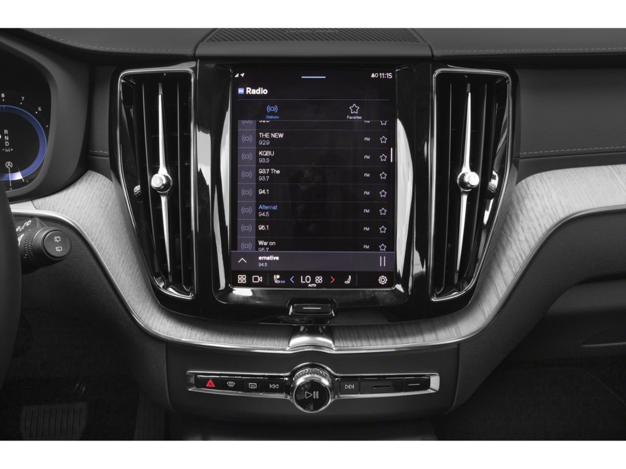 2022 Volvo XC60 B6 Inscription