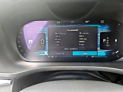 2022 Volvo XC60 B5 AWD Momentum