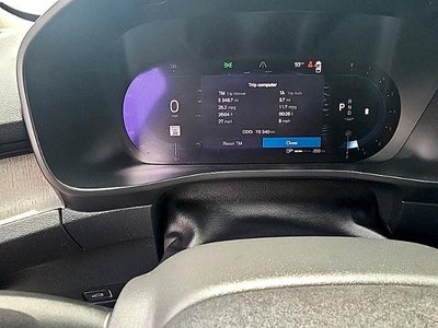 2023 Volvo XC40 B5 AWD Core