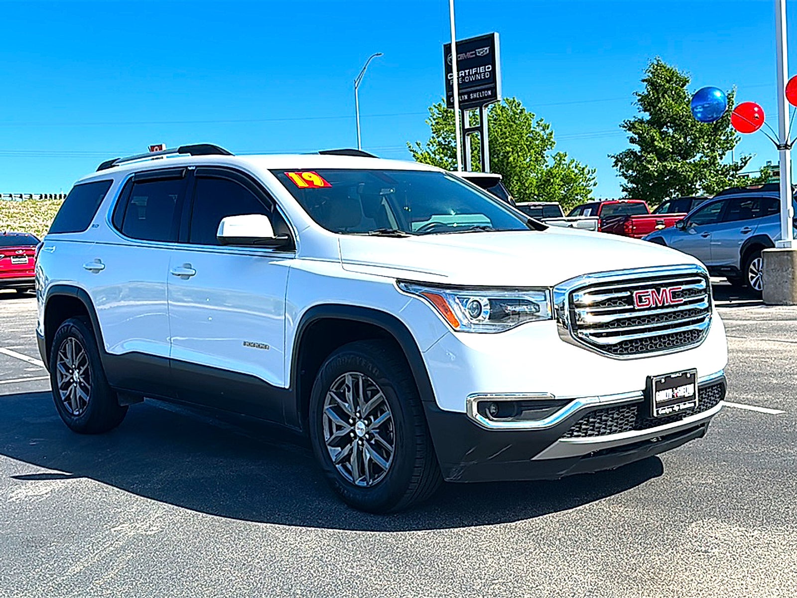 2019 GMC Acadia SLT