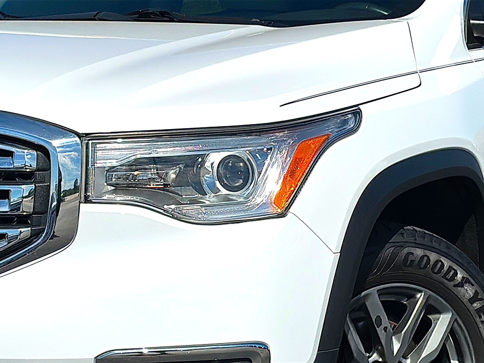 2019 GMC Acadia SLT