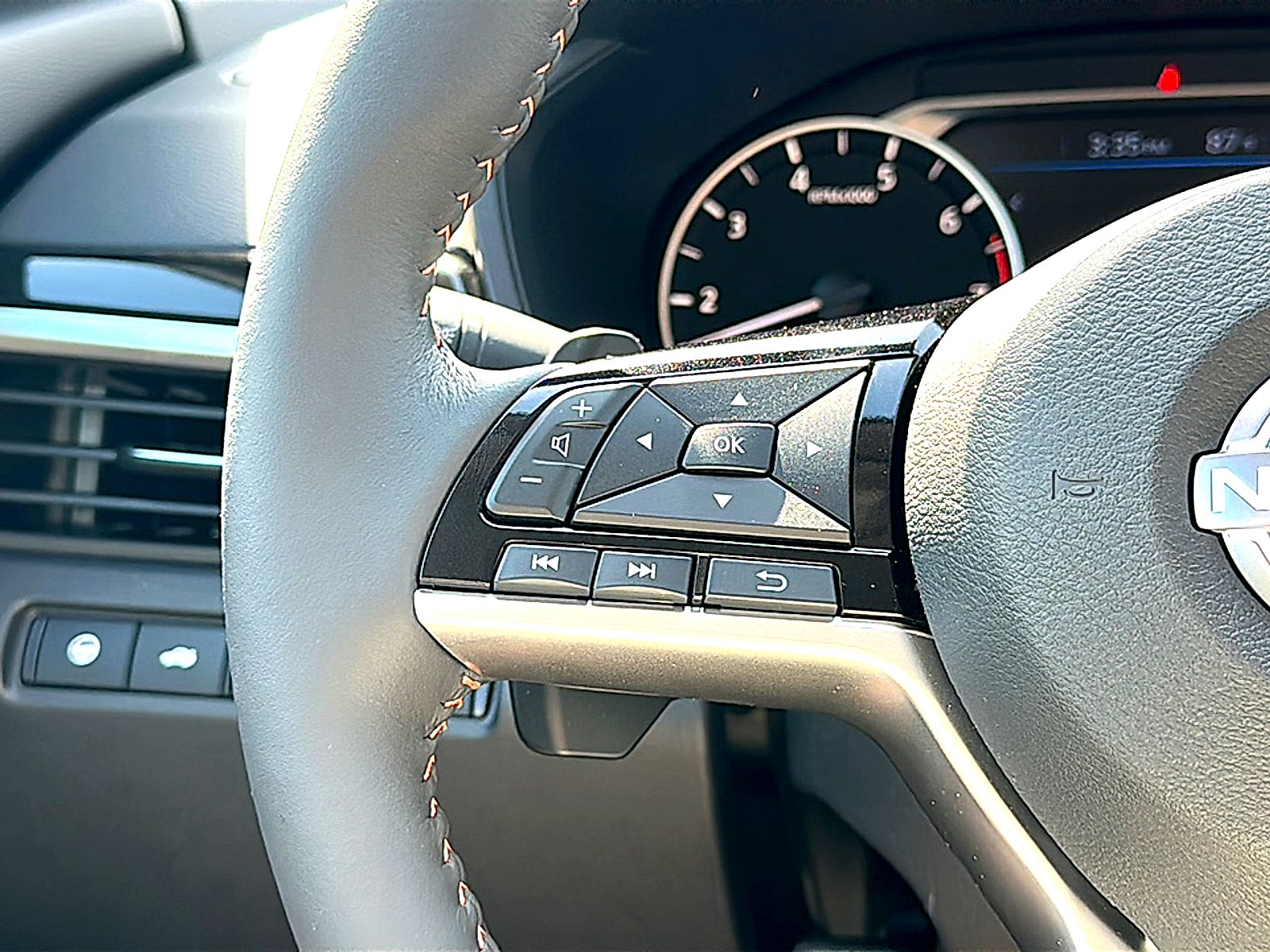 2026 Nissan Altima SR