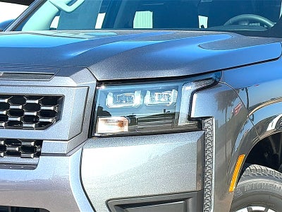 2026 Nissan Frontier Crew Cab SV