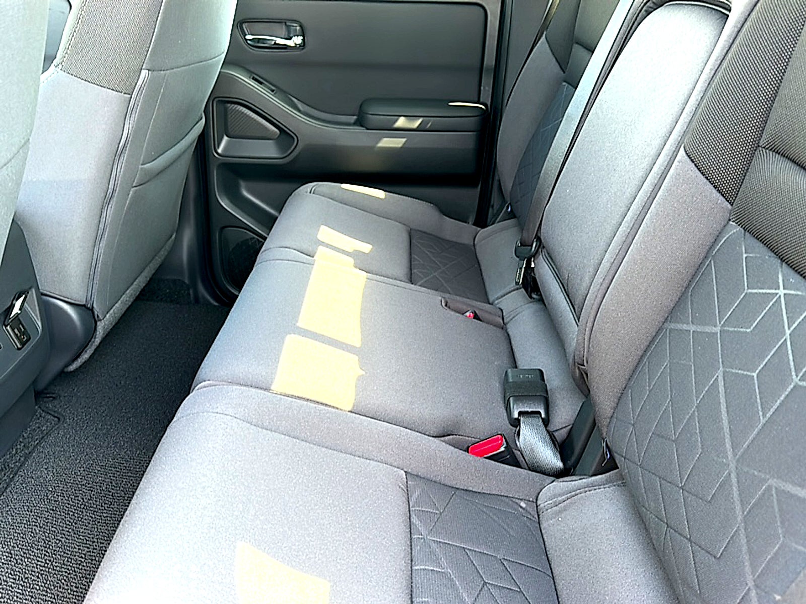 2027 Nissan Frontier Crew Cab SV