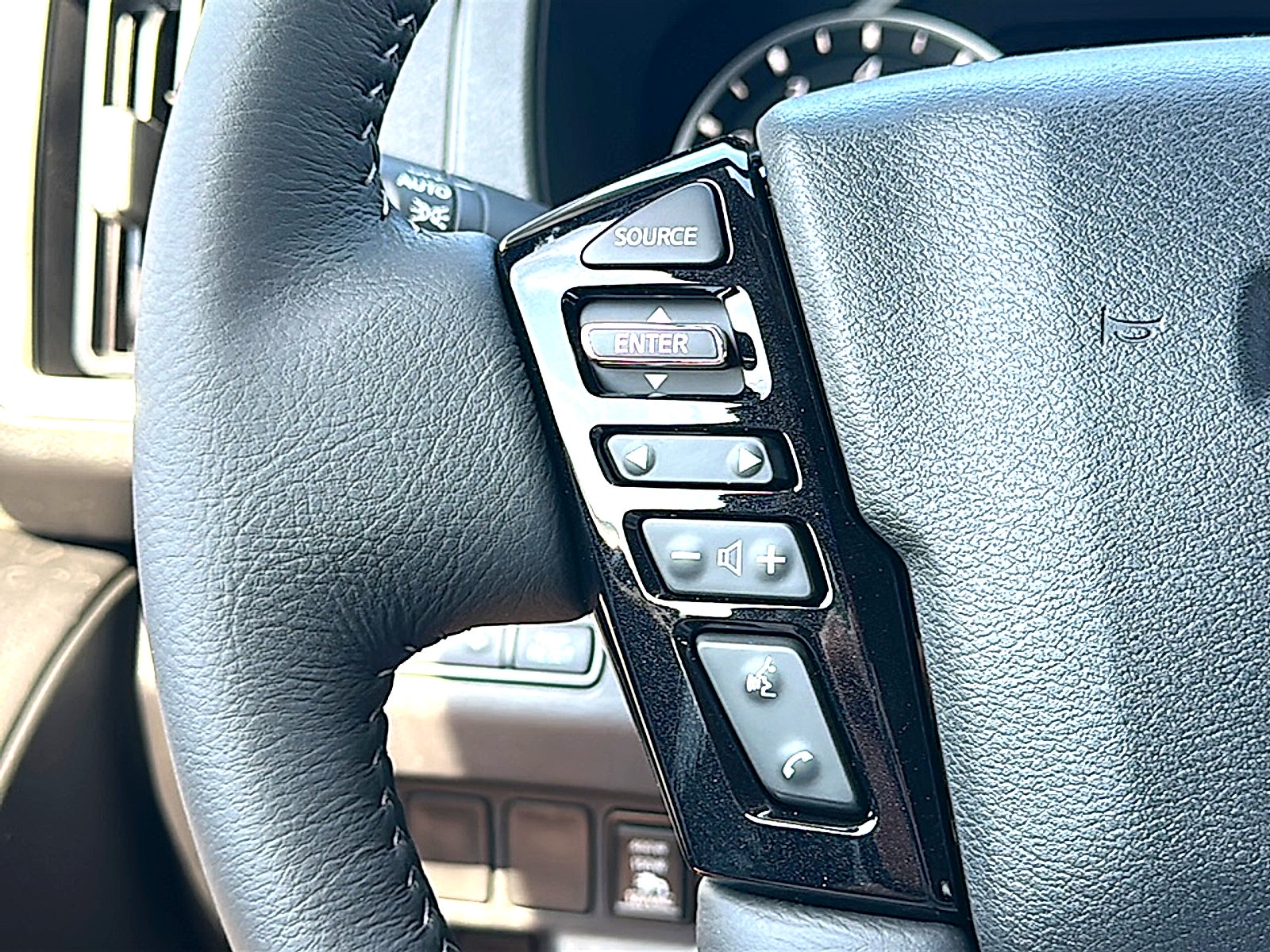 2027 Nissan Frontier Crew Cab SV