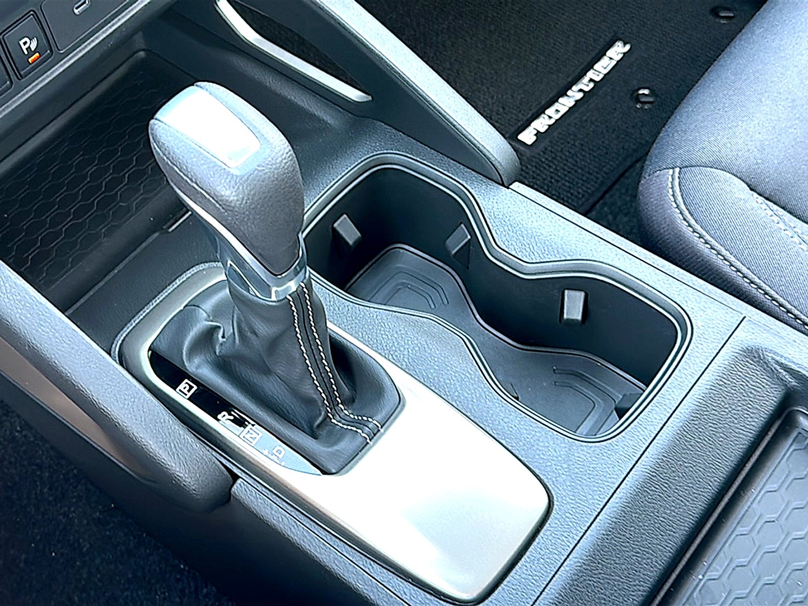2027 Nissan Frontier Crew Cab SV
