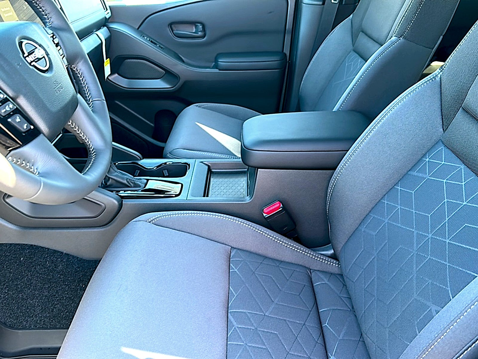 2027 Nissan Frontier Crew Cab SV