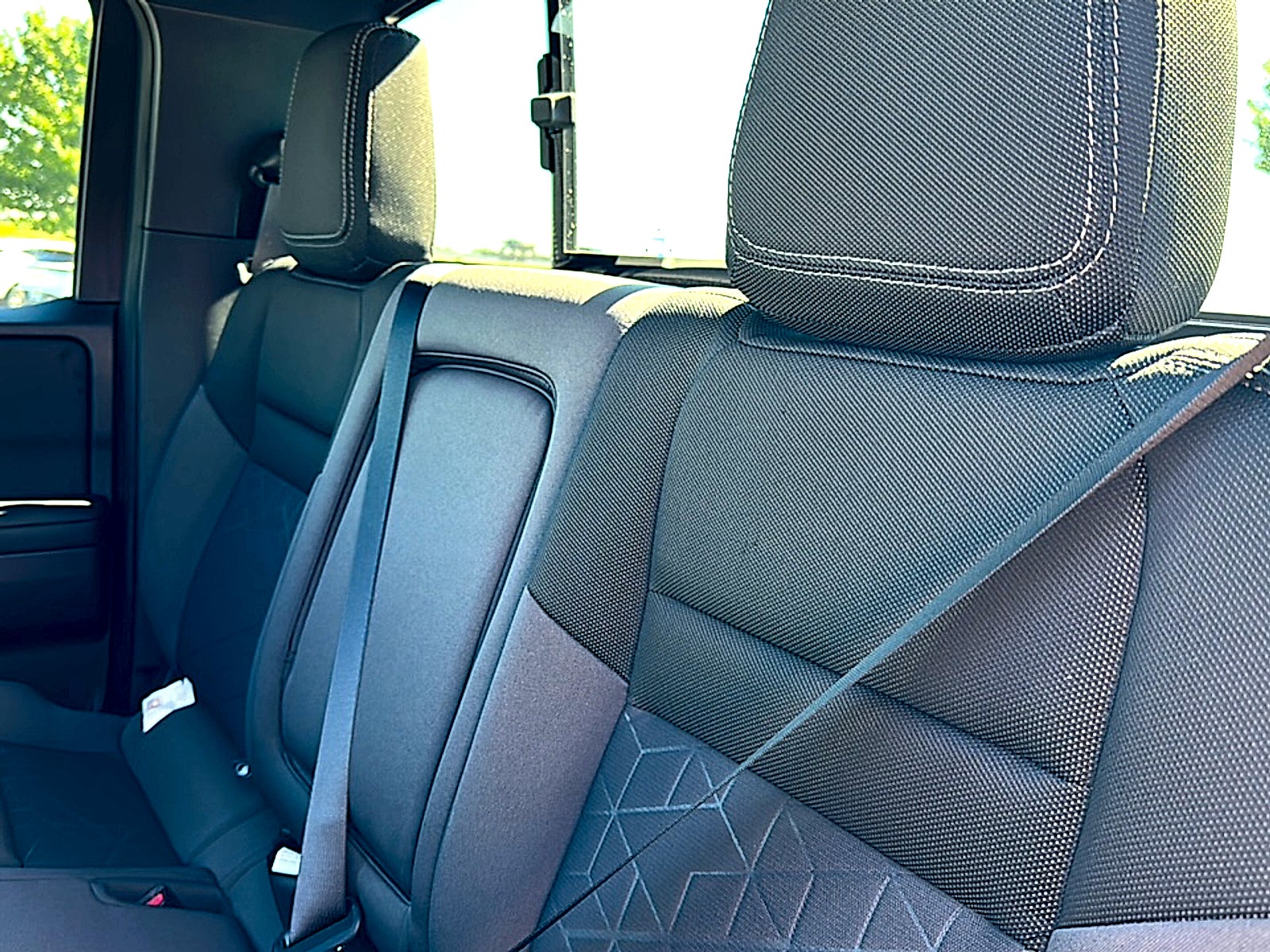 2027 Nissan Frontier Crew Cab SV