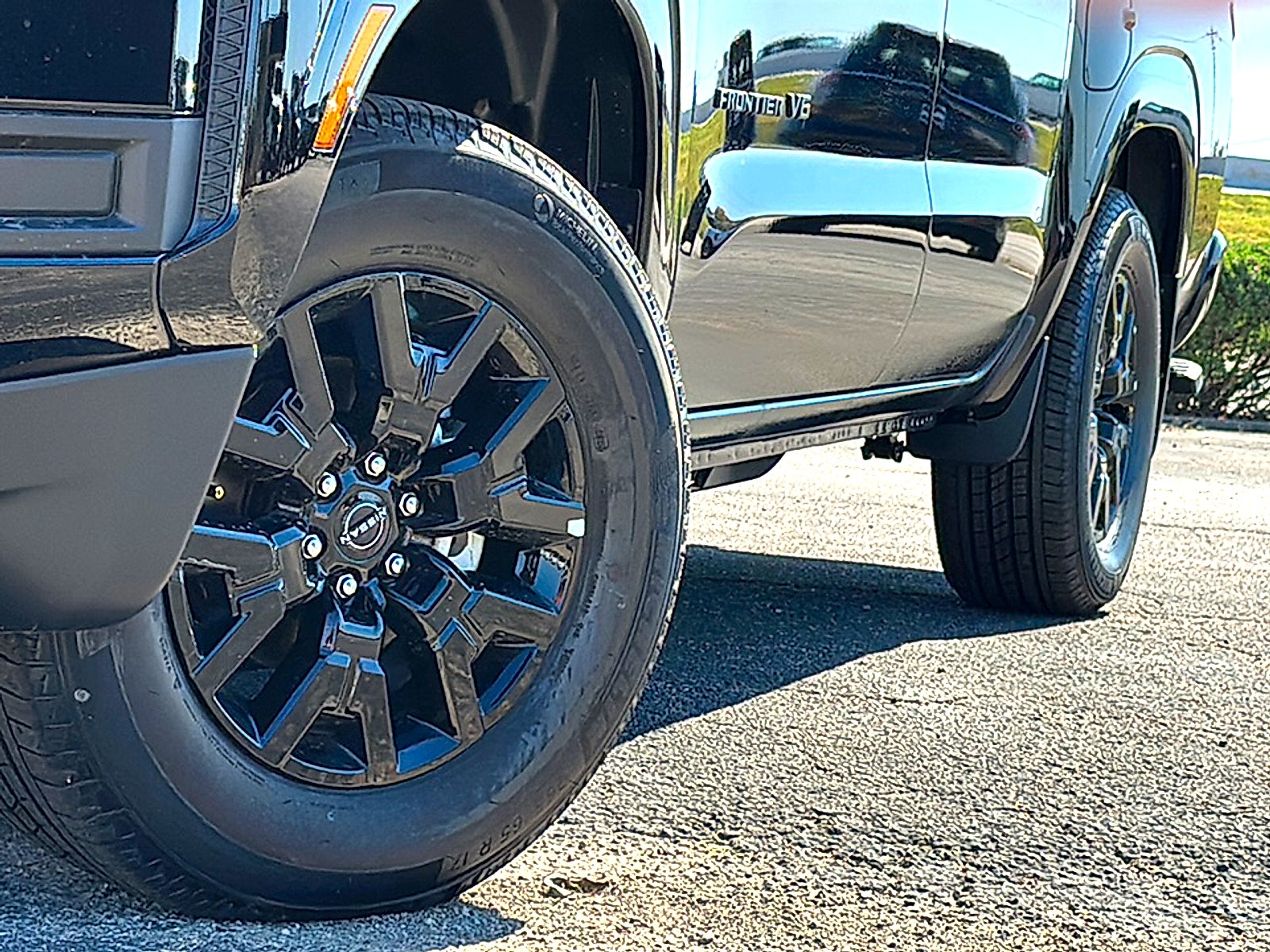 2027 Nissan Frontier Crew Cab SV