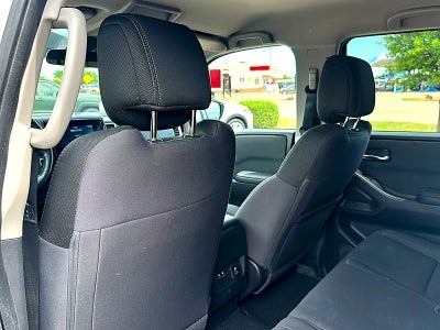 2024 Nissan Frontier Crew Cab SV 4x2