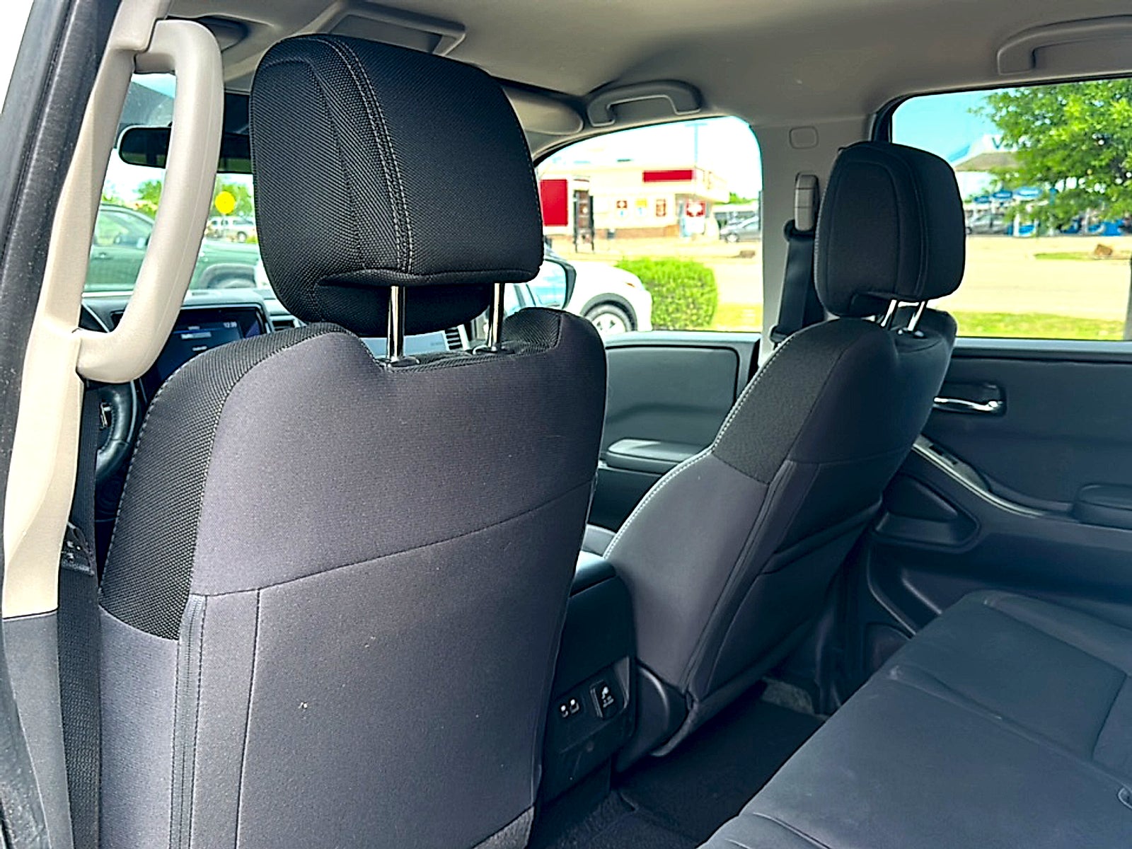 2024 Nissan Frontier Crew Cab SV 4x2