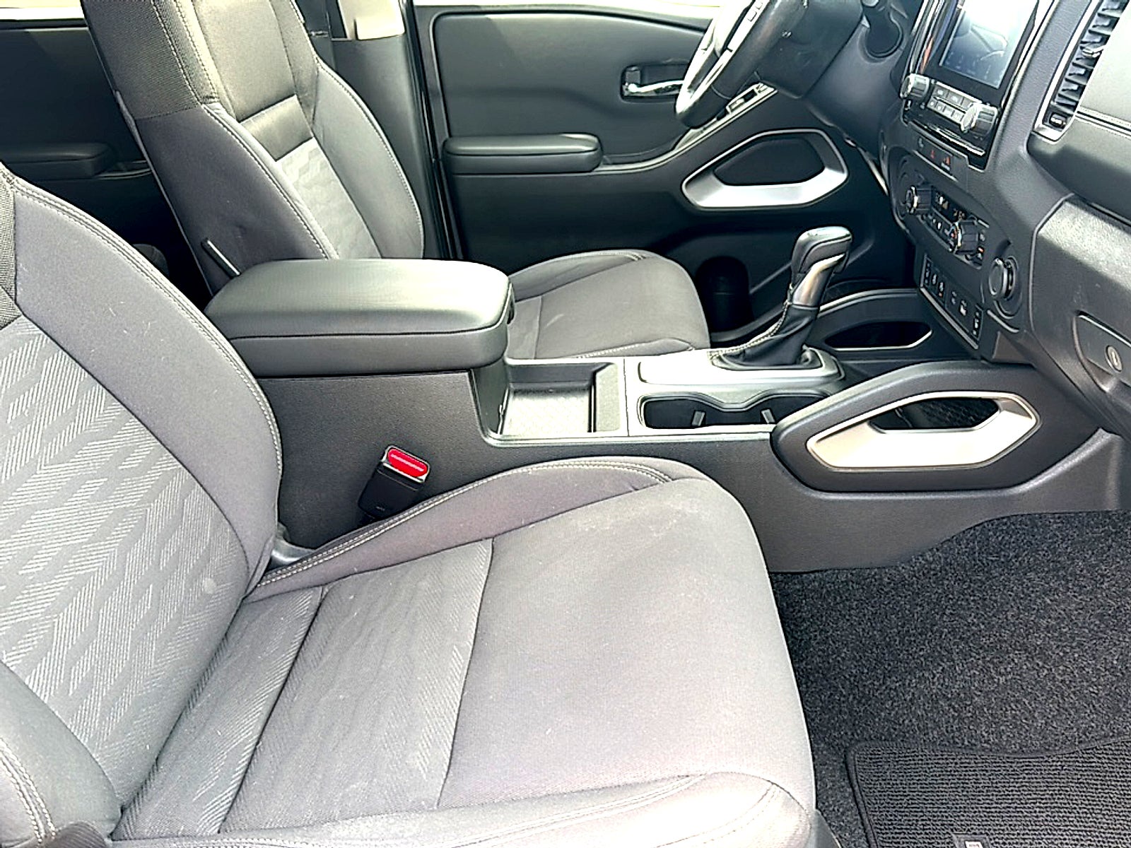 2024 Nissan Frontier Crew Cab SV 4x2